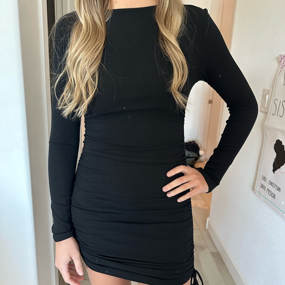 Elegant Black Long Sleeve Dress
